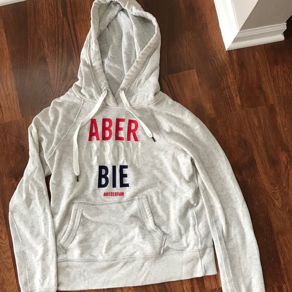 Abercrombie Fitch Tops Womensjuniors Abercrombie Amsterdam Hoodie M Poshmark
